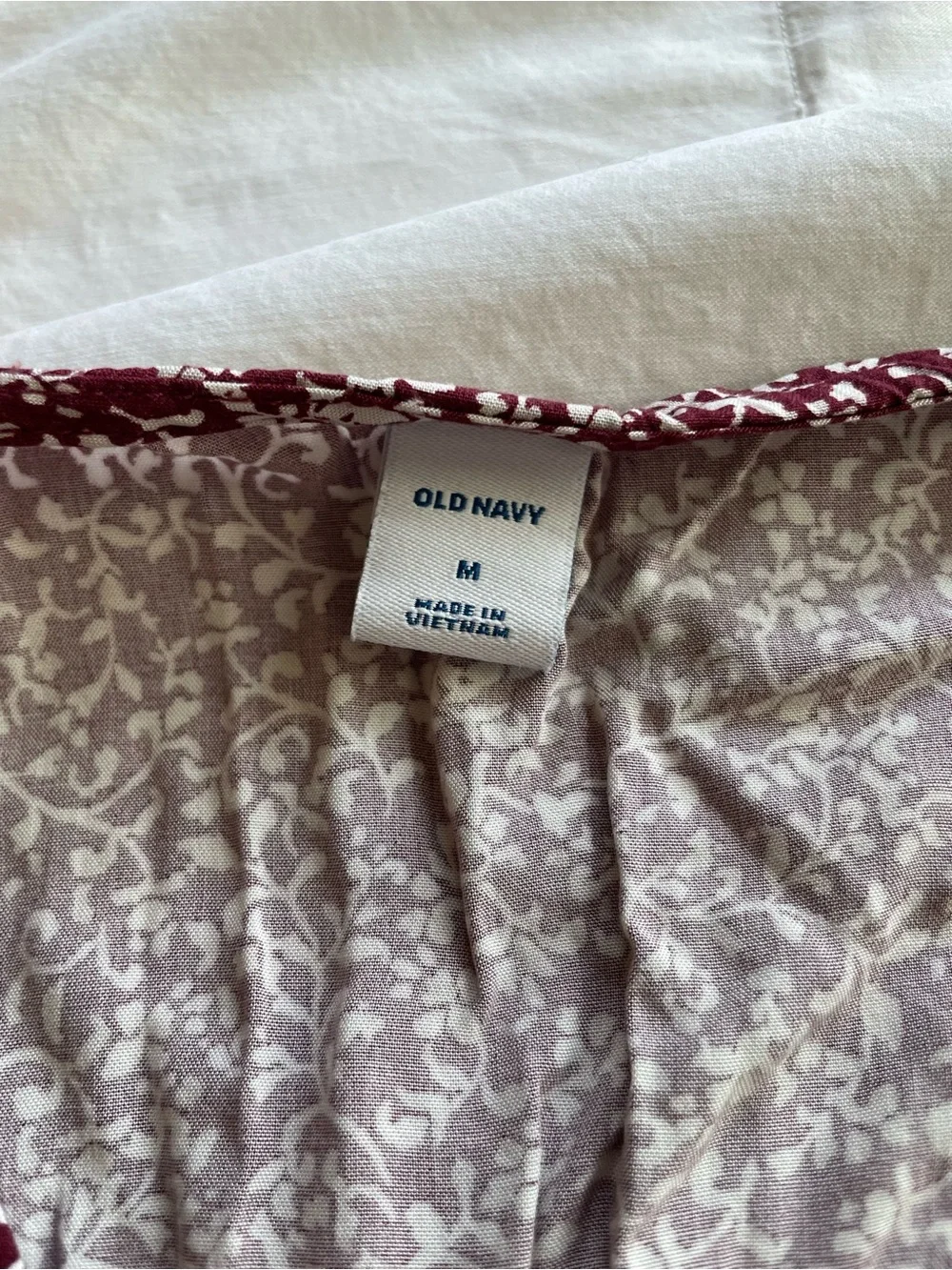 Old Navy Burgundy and White Floral Wrap Blouse Size Medium
